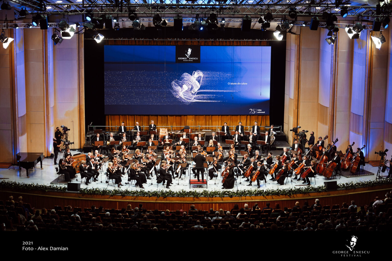 Great Orchestras Of The World Series: 16 Prestigious Orchestras Take ...